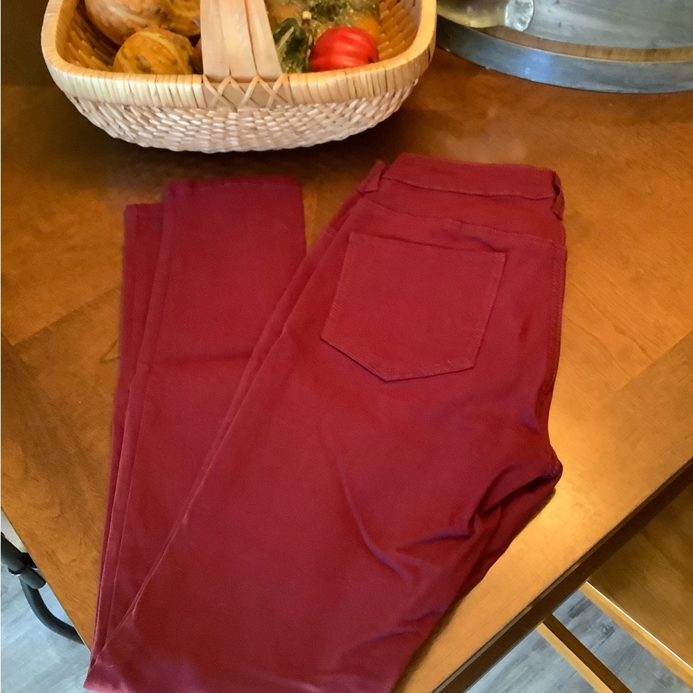 Hybrid & Company Women's Dark Red Skinny Jeans